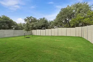 545 High Smt Dr, Georgetown, TX 78628 - Photo 15