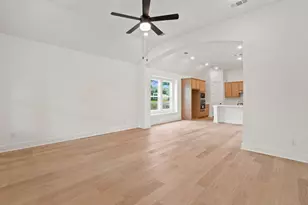 545 High Smt Dr, Georgetown, TX 78628 - Photo 3