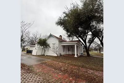 1604 S Austin Avenue, Georgetown, TX 78626 - Photo 5
