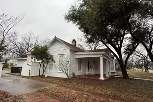1604 S Austin Ave, Georgetown, TX 78626 - Photo 5