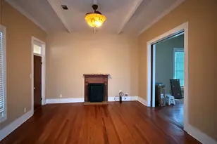 1604 S Austin Ave, Georgetown, TX 78626 - Photo 9
