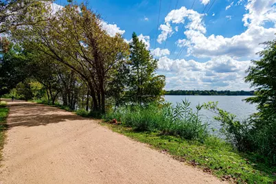 72 San Saba Street, Austin, TX 78702 - Photo 23