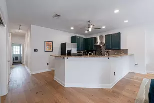 72 San Saba St, Austin, TX 78702 - Photo 7