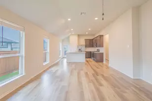 249 Sage Meadows Dr, San Marcos, TX 78666 - Photo 5