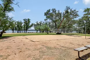 18803 Hogan Cir, Lago Vista, TX 78645 - Photo 31