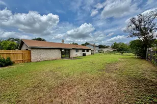 12317 Willow Wild Dr, Austin, TX 78758 - Photo 5