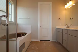 13206 Stabler Dr, Austin, TX 78652 - Photo 9
