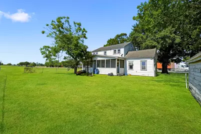 127 N Amthor Street, Bellville, TX 77418 - Photo 23