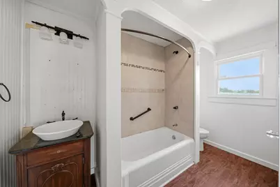 127 N Amthor Street, Bellville, TX 77418 - Photo 15