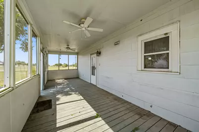 127 N Amthor Street, Bellville, TX 77418 - Photo 21