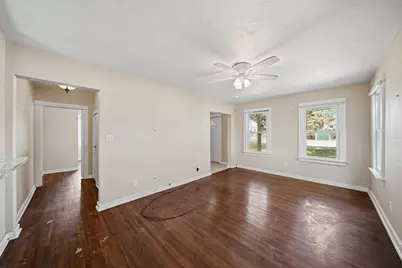 127 N Amthor Street, Bellville, TX 77418 - Photo 7