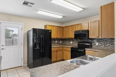 12909 Noche Clara Drive, Del Valle, TX 78617 - Photo 17