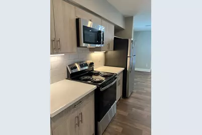 8003 Woodway Drive #107, Houston, TX 77063 - Photo 13