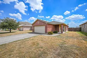 161 Mallard Ln, Leander, TX 78641 - Photo 3