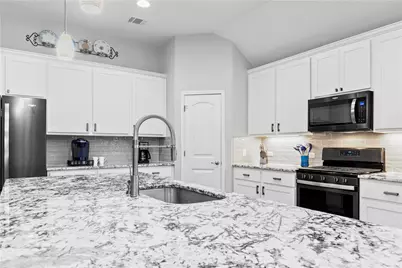 20217 Great Egret Lane, Pflugerville, TX 78660 - Photo 15