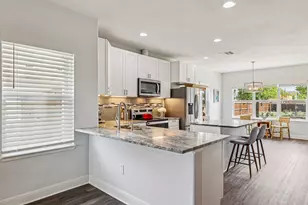 2415 Wilson St, Bastrop, TX 78602 - Photo 7