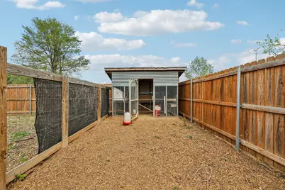 2415 Wilson Street, Bastrop, TX 78602 - Photo 35