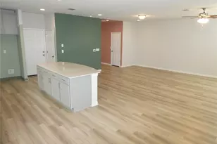 10906 Sentinel Dr, Austin, TX 78747 - Photo 5