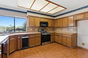 319 Fawnridge St, Georgetown, TX 78628 - Photo 7