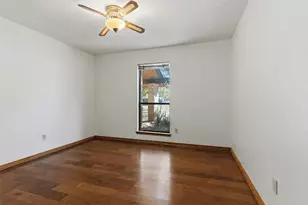 319 Fawnridge St, Georgetown, TX 78628 - Photo 19