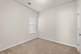 200 Longmount Cv, Liberty Hill, TX 78642 - Photo 23