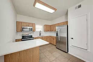 407 Bent Wood Dr, Leander, TX 78641 - Photo 15