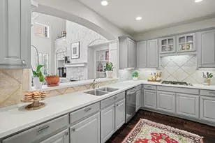 3800 Bailey Lane, Austin, TX 78756 - Photo 17