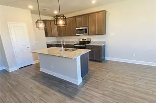 5754 Redfish Ct, Belton, TX 76513 - Photo 3