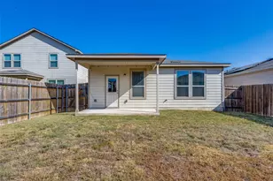 137 Miracle Dr, Jarrell, TX 76537 - Photo 17