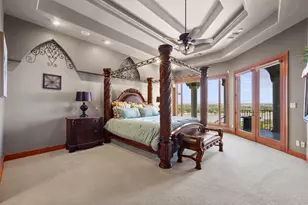 301 Circle Dr, Horseshoe Bay, TX 78657 - Photo 7