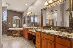 301 Circle Dr, Horseshoe Bay, TX 78657 - Photo 9