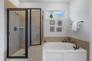 205 Bellagio Dr, Lakeway, TX 78734 - Photo 21