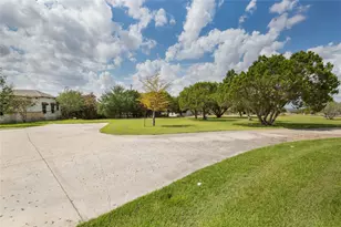 11209 Southwest Oaks Dr, Austin, TX 78737 - Photo 3