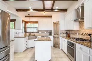 11209 Southwest Oaks Dr, Austin, TX 78737 - Photo 11