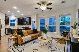 2001 Tramson Dr, Austin, TX 78741 - Photo 7