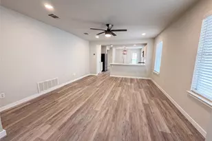 1076 Shadow Creek Blvd, Buda, TX 78610 - Photo 3
