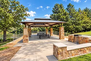 307 N Black St, Round Rock, TX 78664 - Photo 31