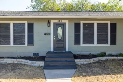 307 N Black Street, Round Rock, TX 78664 - Photo 39