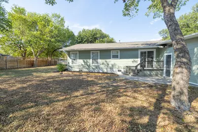 307 N Black Street, Round Rock, TX 78664 - Photo 23
