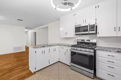 307 N Black Street, Round Rock, TX 78664 - Photo 11