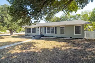 307 N Black St, Round Rock, TX 78664 - Photo 1