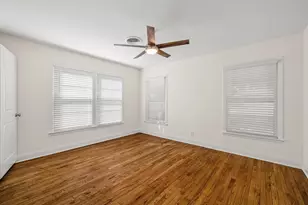307 N Black St, Round Rock, TX 78664 - Photo 13