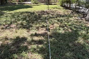 1507 1/2 Holly St, Austin, TX 78702 - Photo 9