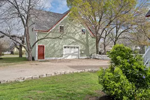 603 E 7th St, Georgetown, TX 78626 - Photo 27