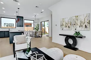 2717 Lyons Rd, Austin, TX 78702 - Photo 9