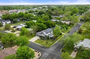 7801 Mullen Dr, Austin, TX 78757 - Photo 33