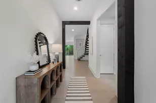 7801 Mullen Dr, Austin, TX 78757 - Photo 13