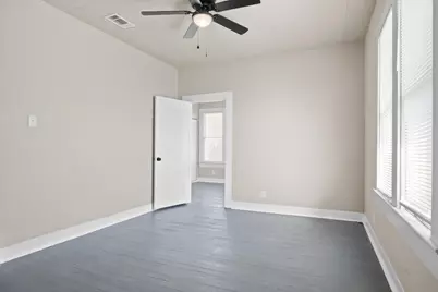 715 Porter Street #3, Taylor, TX 76574 - Photo 5