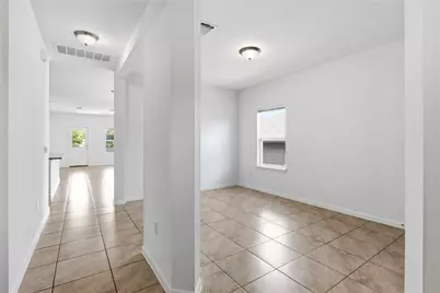 7121 Ranchito Drive, Austin, TX 78744 - Photo 7