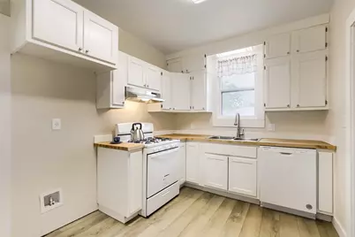 208 N Avenue, Elgin, TX 78621 - Photo 7